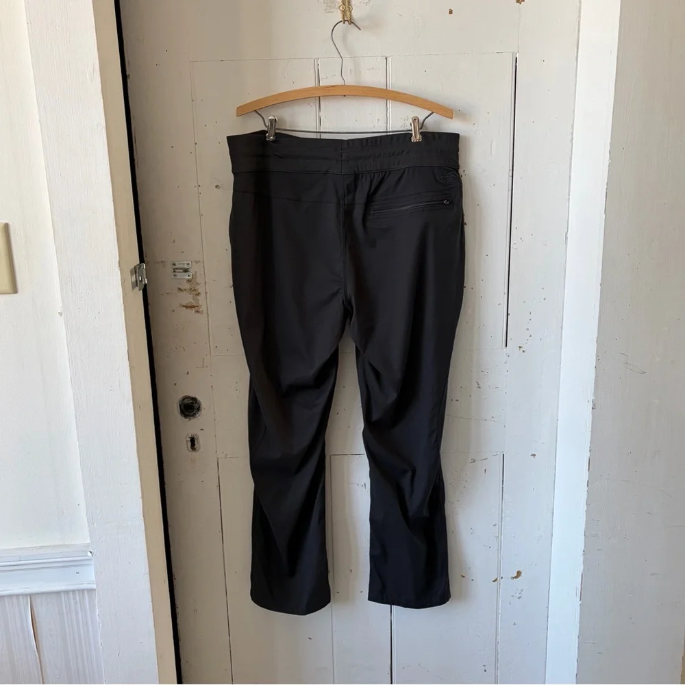 The North Face Women's Lightweight Black Aphrodite Hiking Pants XL